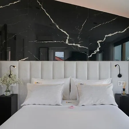 Terrace&shower River View. Апартаменты