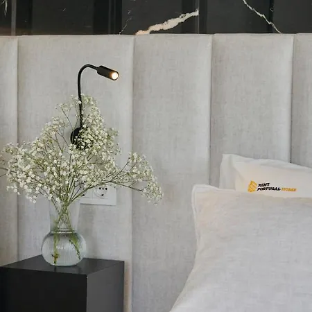 Terrace&shower River View. Appartamento Lisbona