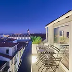 Terrace&shower River View. شقة *